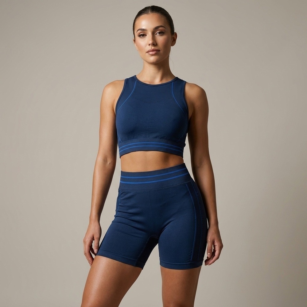 Fourlaps Breathe Seamless Bra M/L & Fourlaps Seamless Short XL‎ Blue set $128